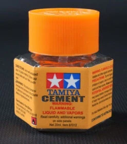 STEVENS Tamiya 87012 Plastic Cement (20ML)